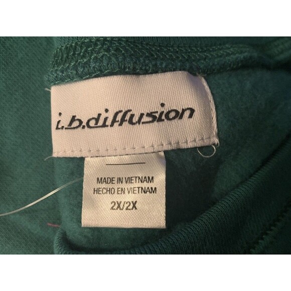 I.b.diffusion Embroidered Sleigh Presents Green Christmas Sweatshirt Size 2X - Picture 3 of 6